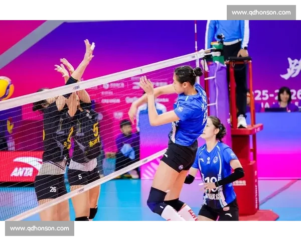 泪洒赛场!王奥芊扑向赵蕊蕊哽咽,上海队新星演绎女排精神传承 泪洒赛场!王奥芊扑向赵蕊蕊哽咽,上海队新星演绎女排精神传承