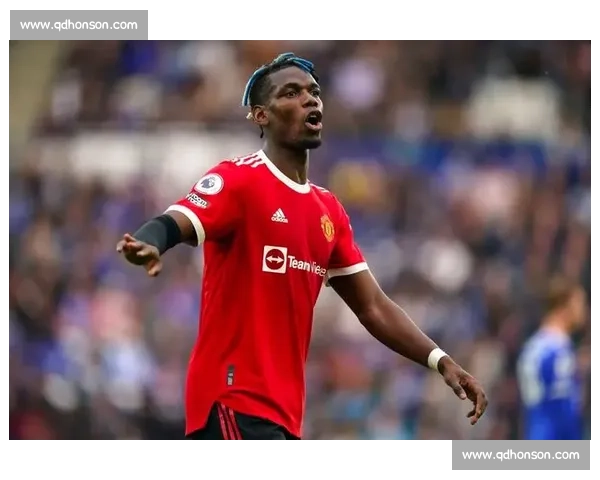 博格巴探访博卡更衣室：红魔旧将温情重聚