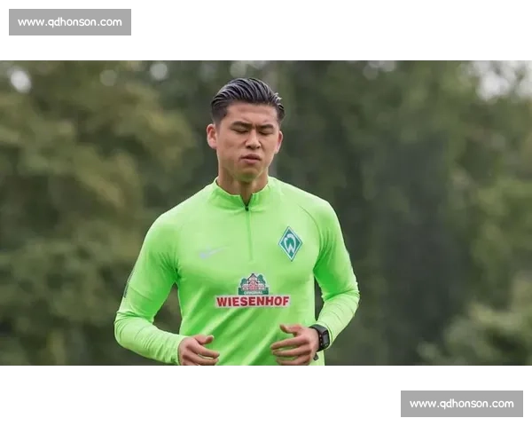 张玉宁回归国安！停赛两战终解禁，全队列队拍头迎核心